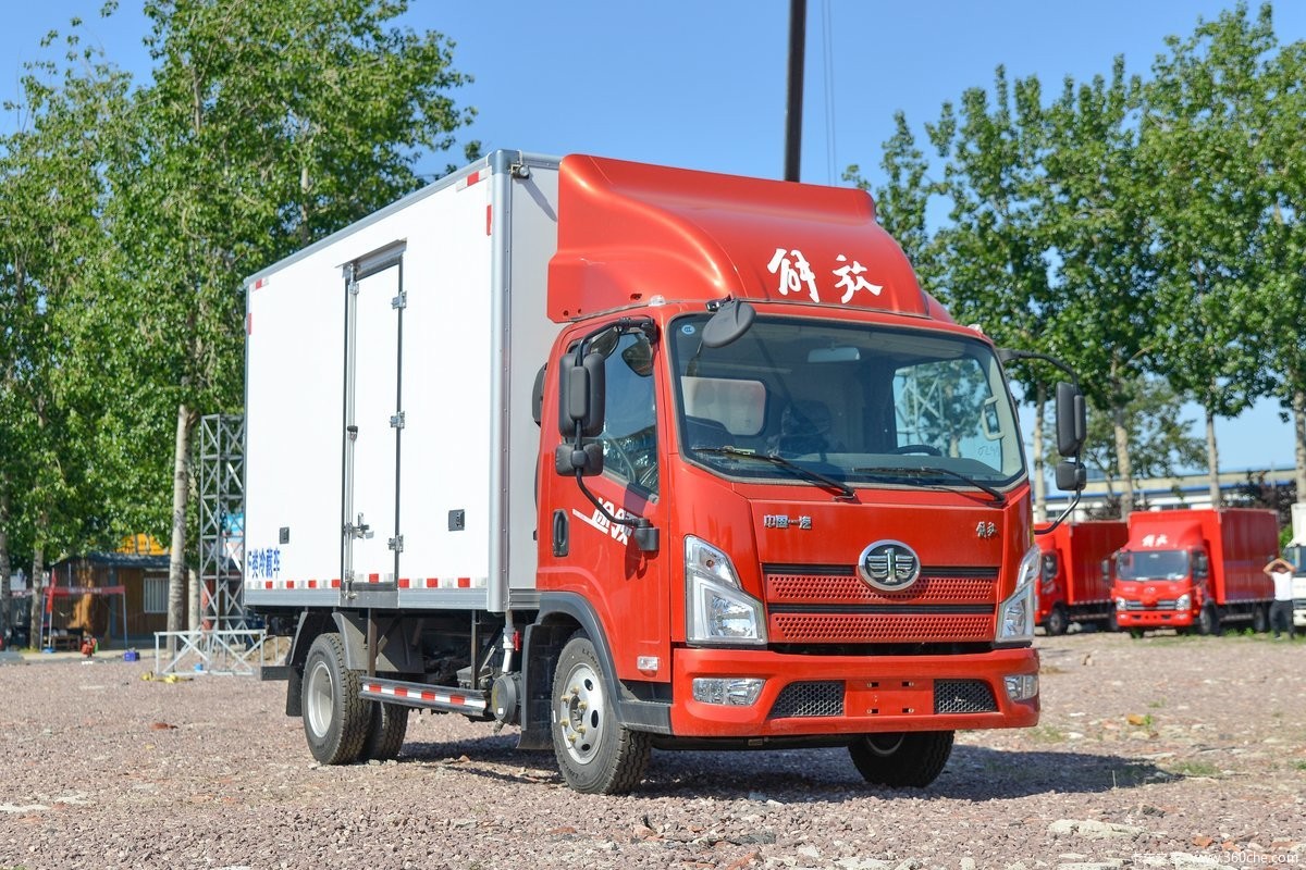 解放領(lǐng)途冷藏車4.05米
