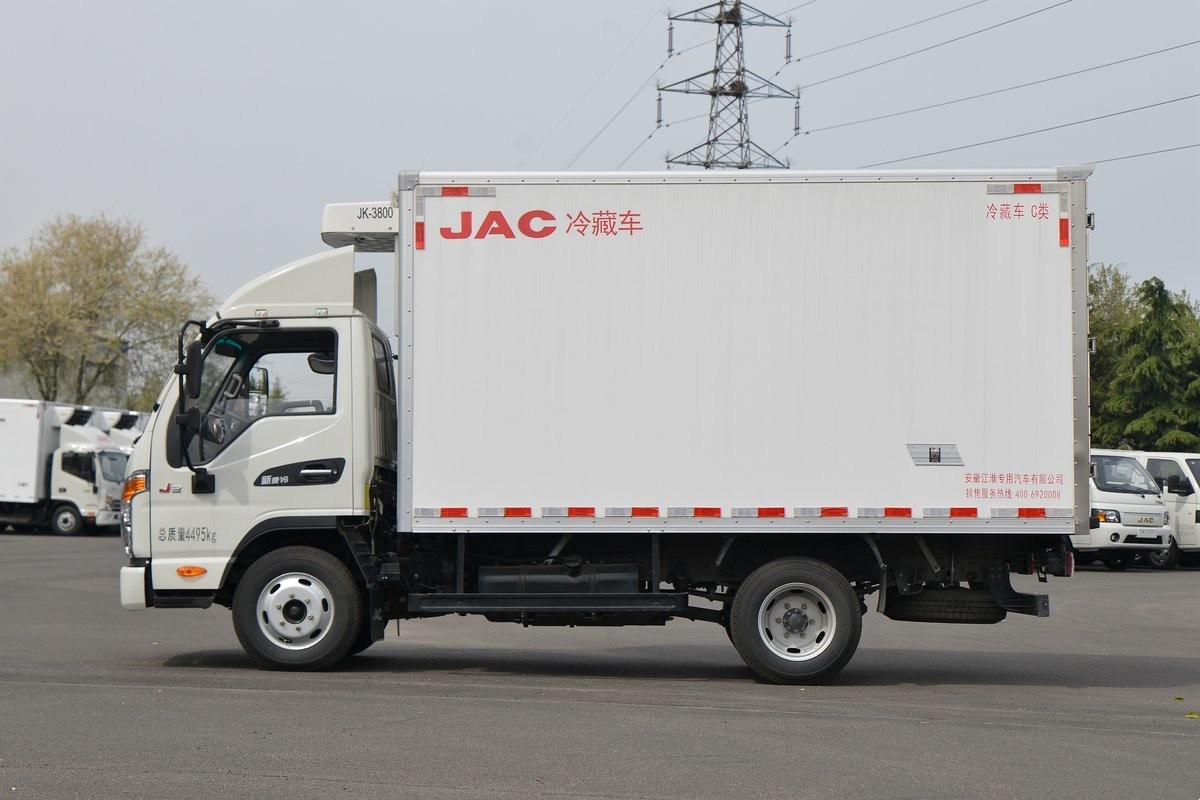 江淮康鈴J3冷藏車3.7米