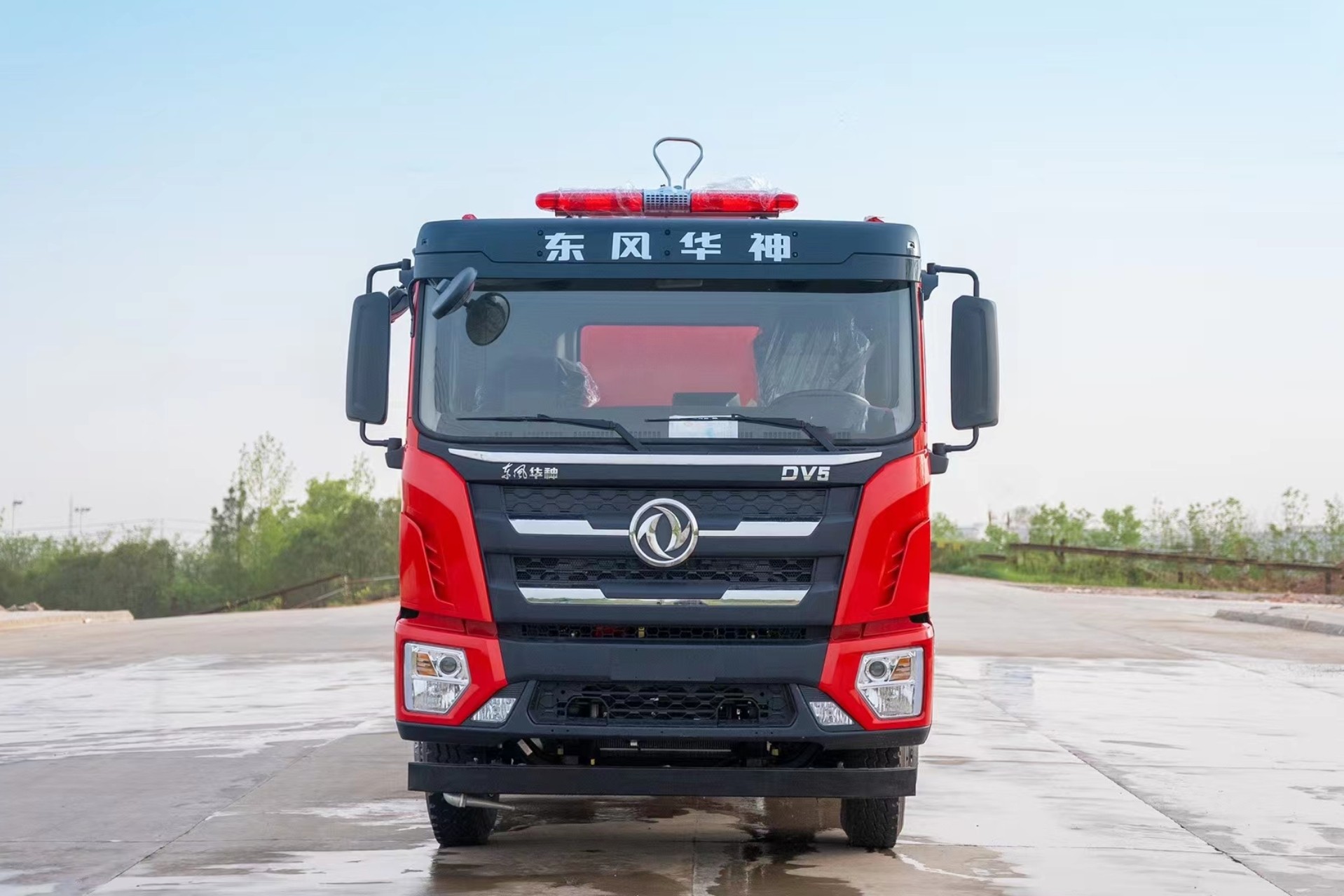 東風華神DV5后雙橋消防灑水車