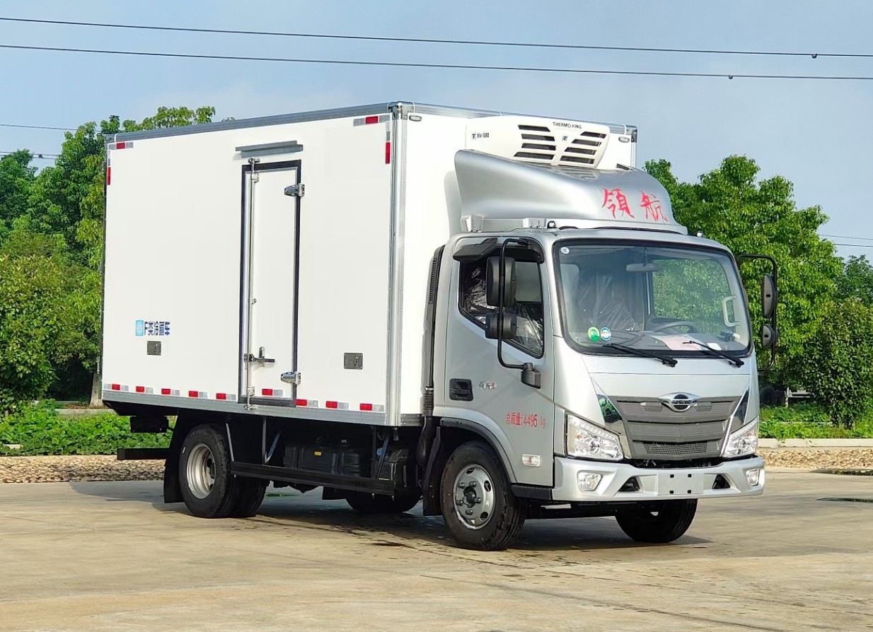 福田時代領(lǐng)航5冷藏車4.08米