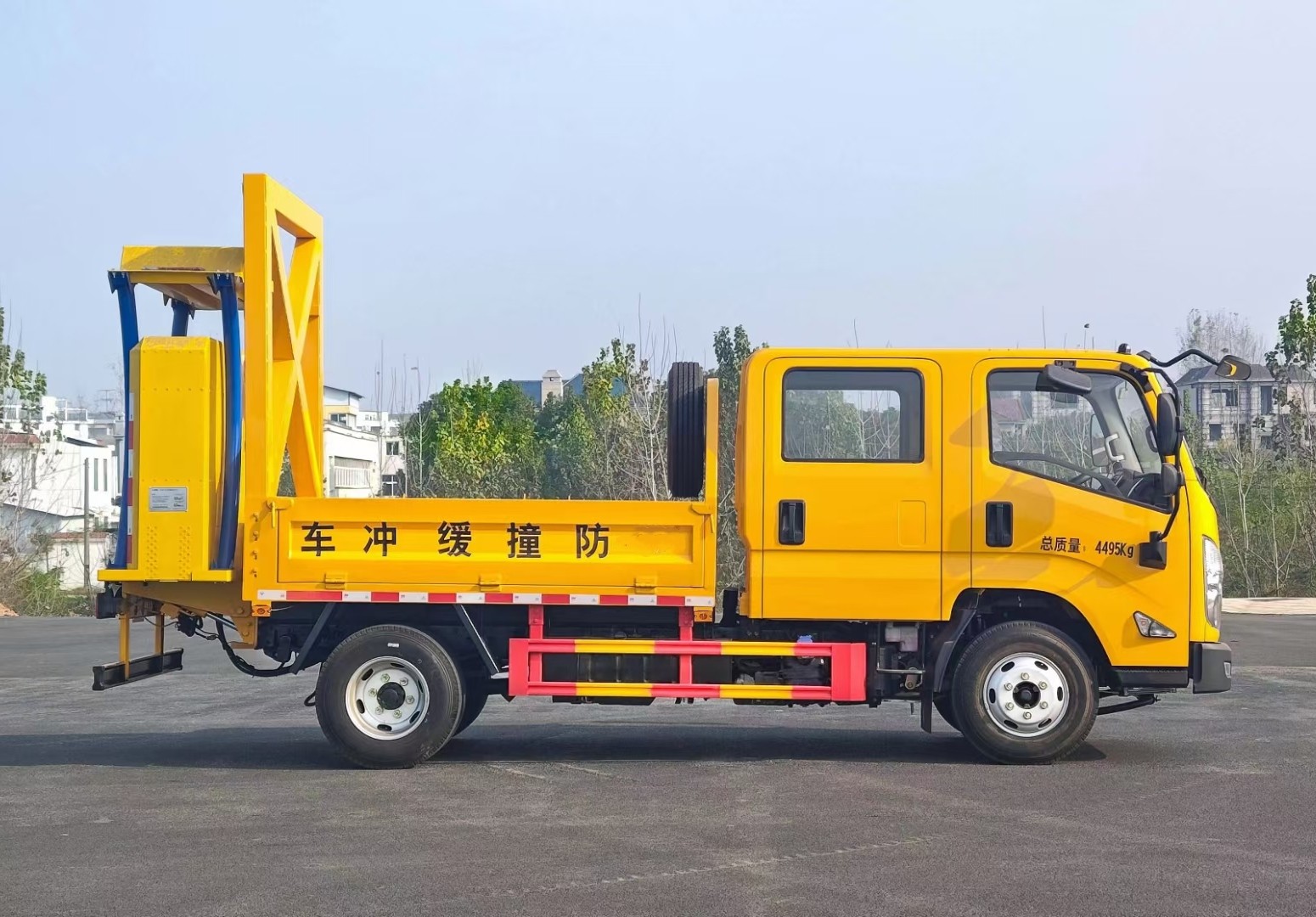 江鈴凱運(yùn)防撞緩沖車70K