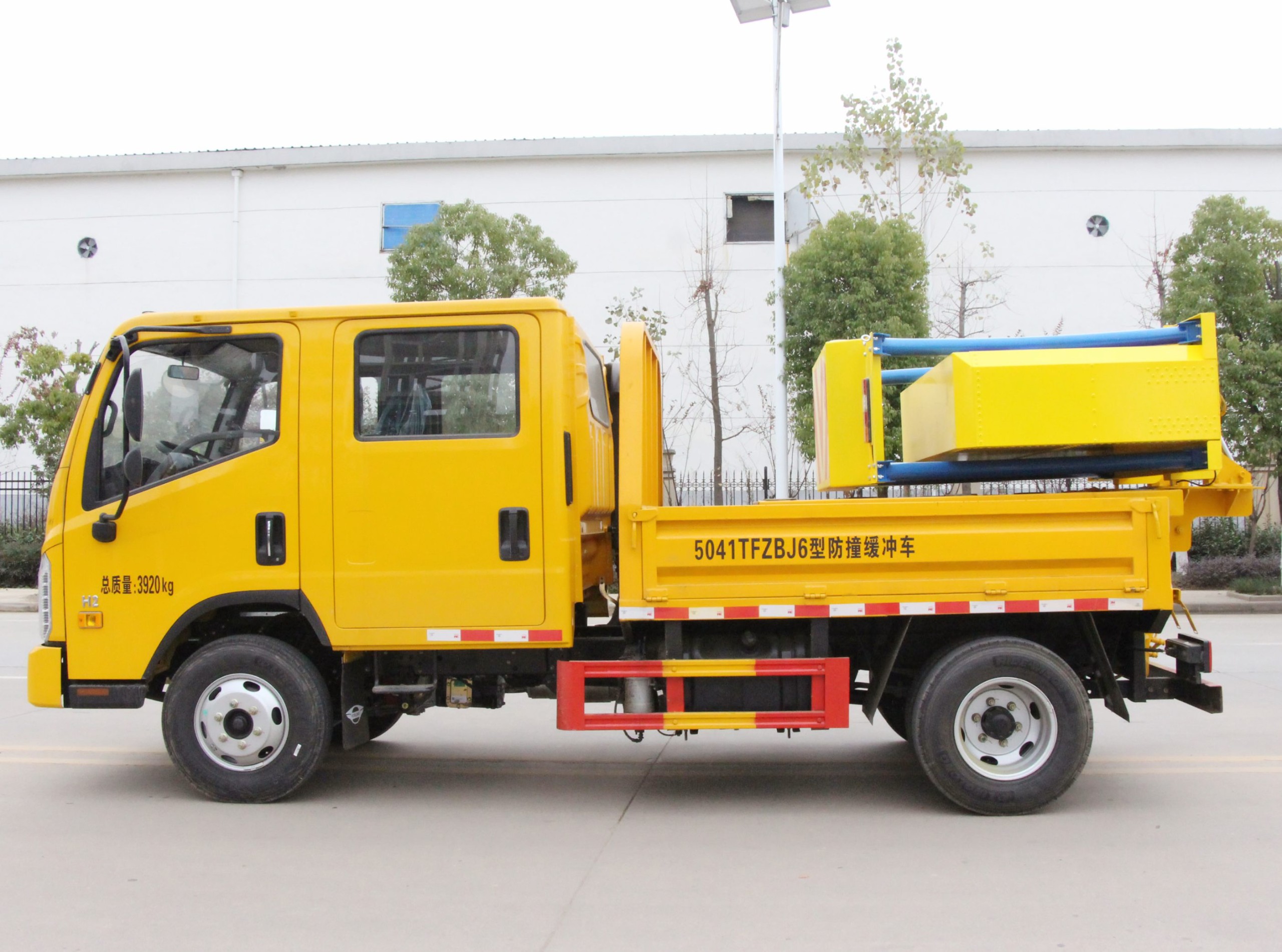 福田H2防撞緩沖車70K