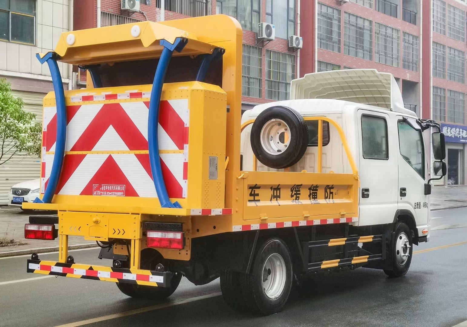 江淮帥鈴防撞緩沖車70K