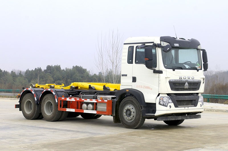 重汽HOWO后雙橋套臂垃圾車(chē) 20噸