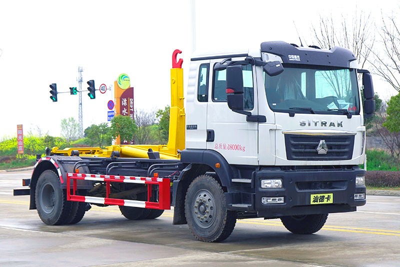重汽汕德卡勾臂垃圾車 12方