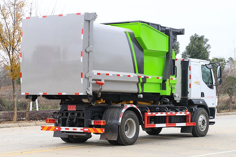 柳汽L3勾臂垃圾車 12方