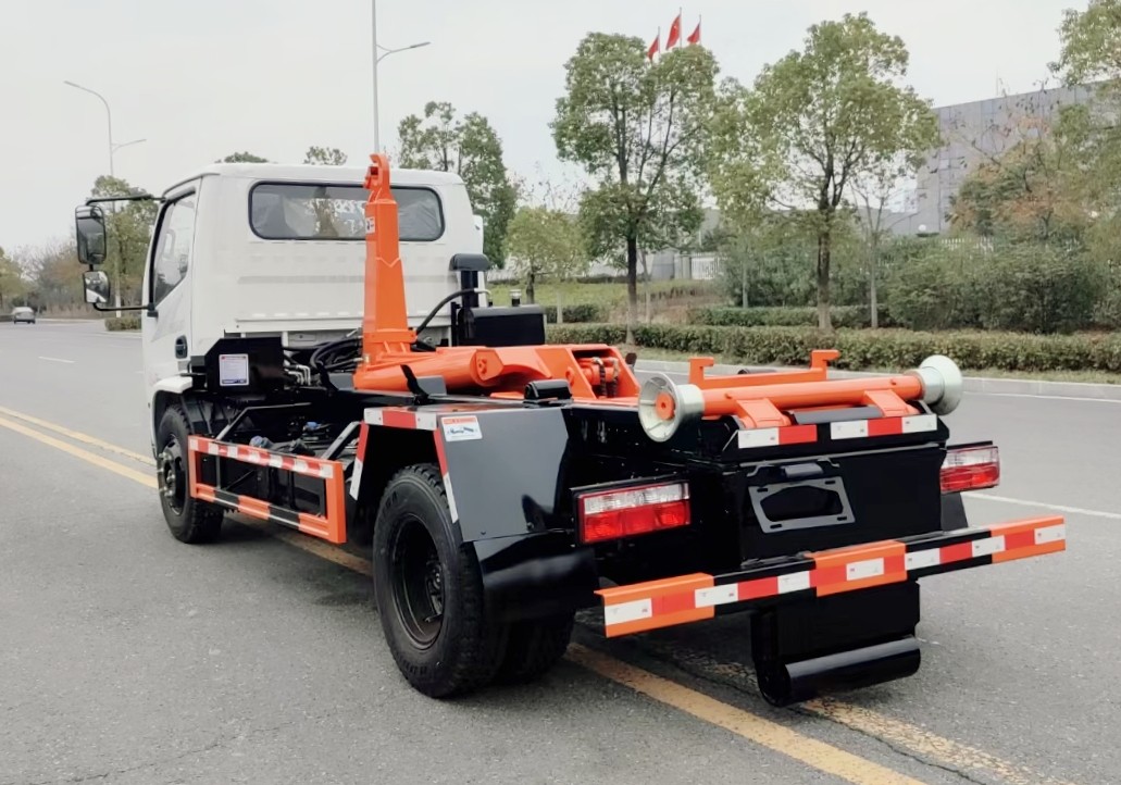 南駿藍(lán)牌(地庫(kù))勾臂垃圾車 7方建筑垃圾箱 