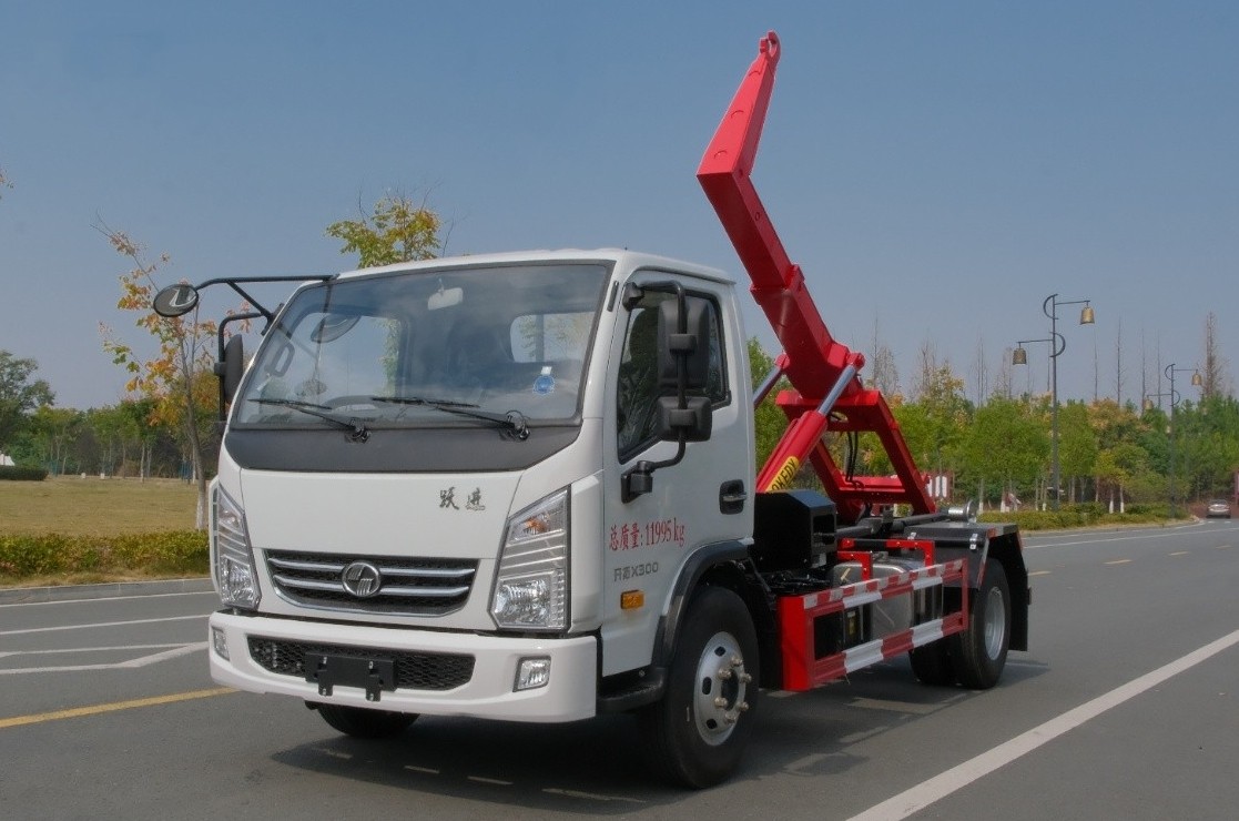 躍進(jìn)藍(lán)牌(地庫)勾臂垃圾車 7方建筑垃圾箱  