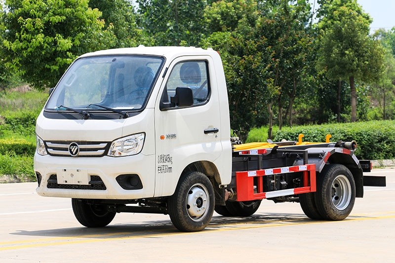 福田祥菱M1勾臂垃圾車 3方