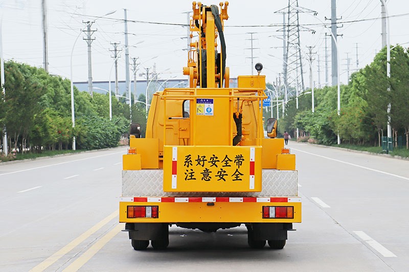 江鈴順達(dá)13.5米高空作業(yè)車